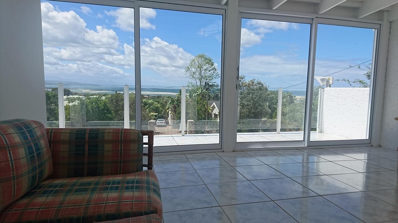 Riversea Guesthouse Plettenbergbaai Buitenkant foto