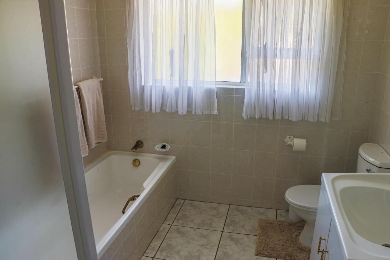 Riversea Guesthouse Plettenbergbaai Buitenkant foto